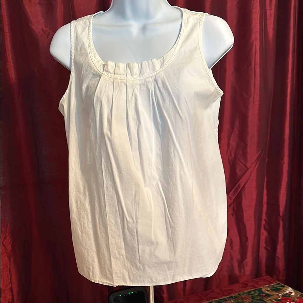 Talbots White Pleated Sleeveless Tank Top